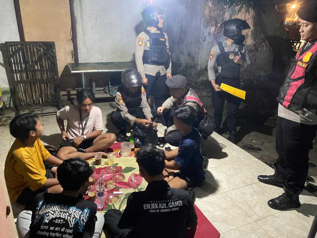 Polres Mojokerto Kota Amankan 9 Orang Mabuk di Tempat Umum Saat Patroli Cipkon
